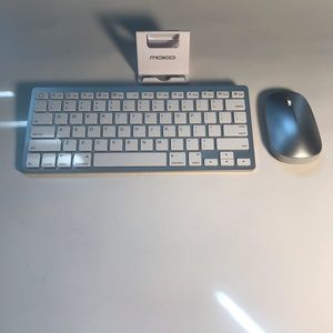 blue tooth Mouse, key board stand for iPad iPhone